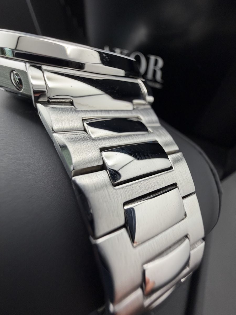 Orologi: Montre AKOR Régulateur Bleu Le Locle Neuf Full Set – Nuovo e nell'imballaggio originale da Neuchâtel venduto da TopChrono24 6
