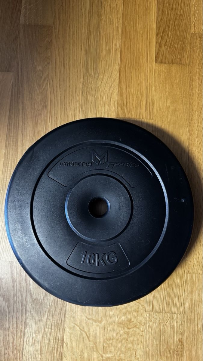 Poids & Haltères: 4x GYRONETICS Hantelscheibe 10KG gebraucht – D'occasion à Bülach par ric_rh52