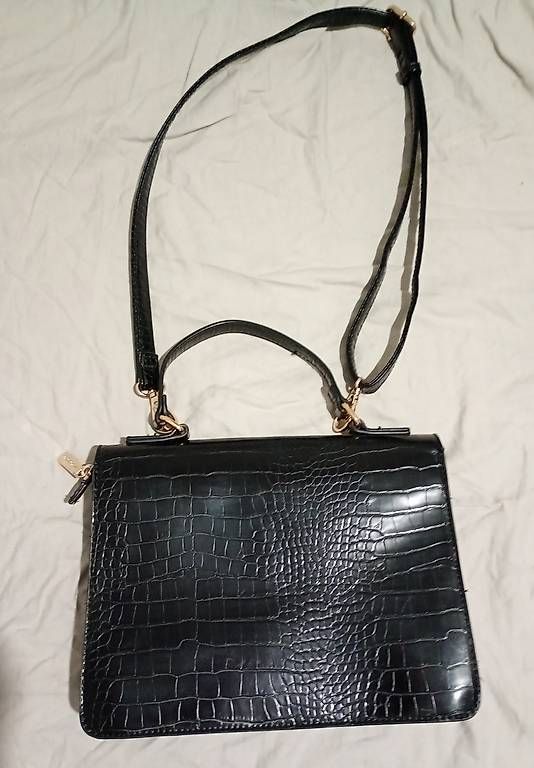 Sacs femmes: Tasche  – D'occasion à Gelterkinden par leo_9z8m 1