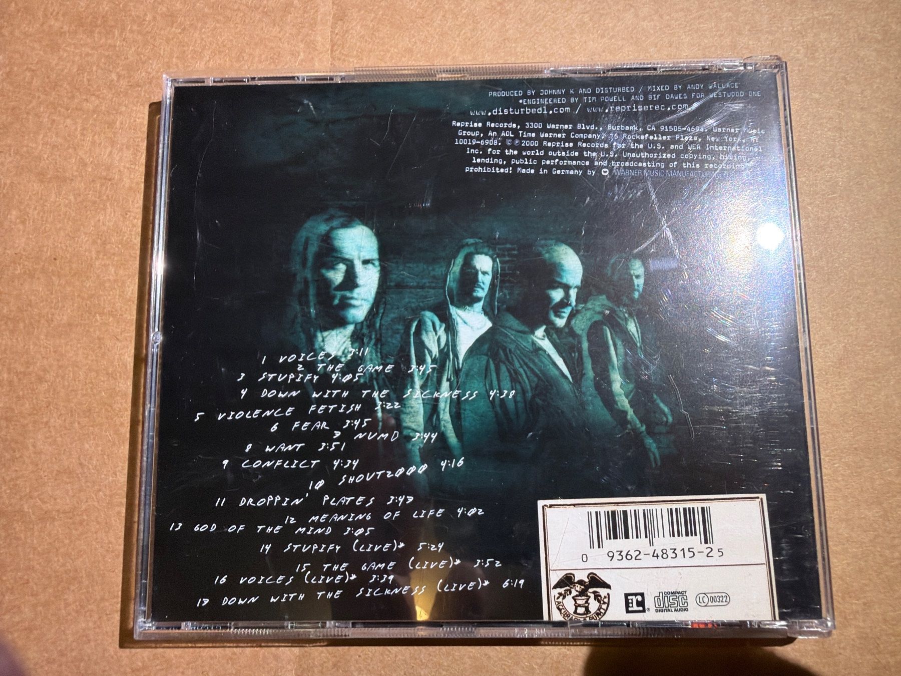 CDs: Disturbed – The Sickness – Gebraucht aus St.Gallen von CD_jalamusic 1
