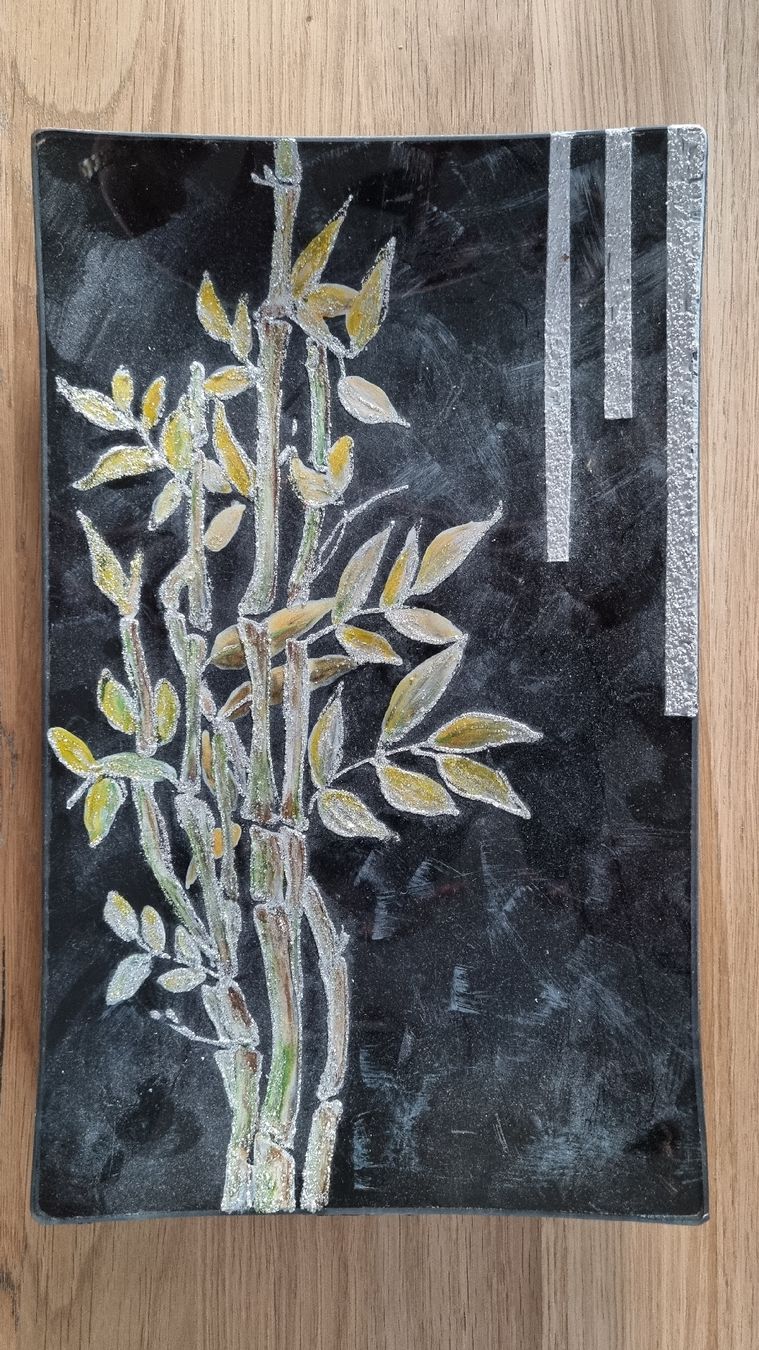 Piatti di portata: Hand painted, elegant Glass Plate With Bamboo Design – Nuovo (secondo la descrizione) da Zürich venduto da TizianoTesta