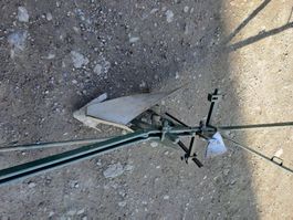Hack und Haufelgeraet für Pferde