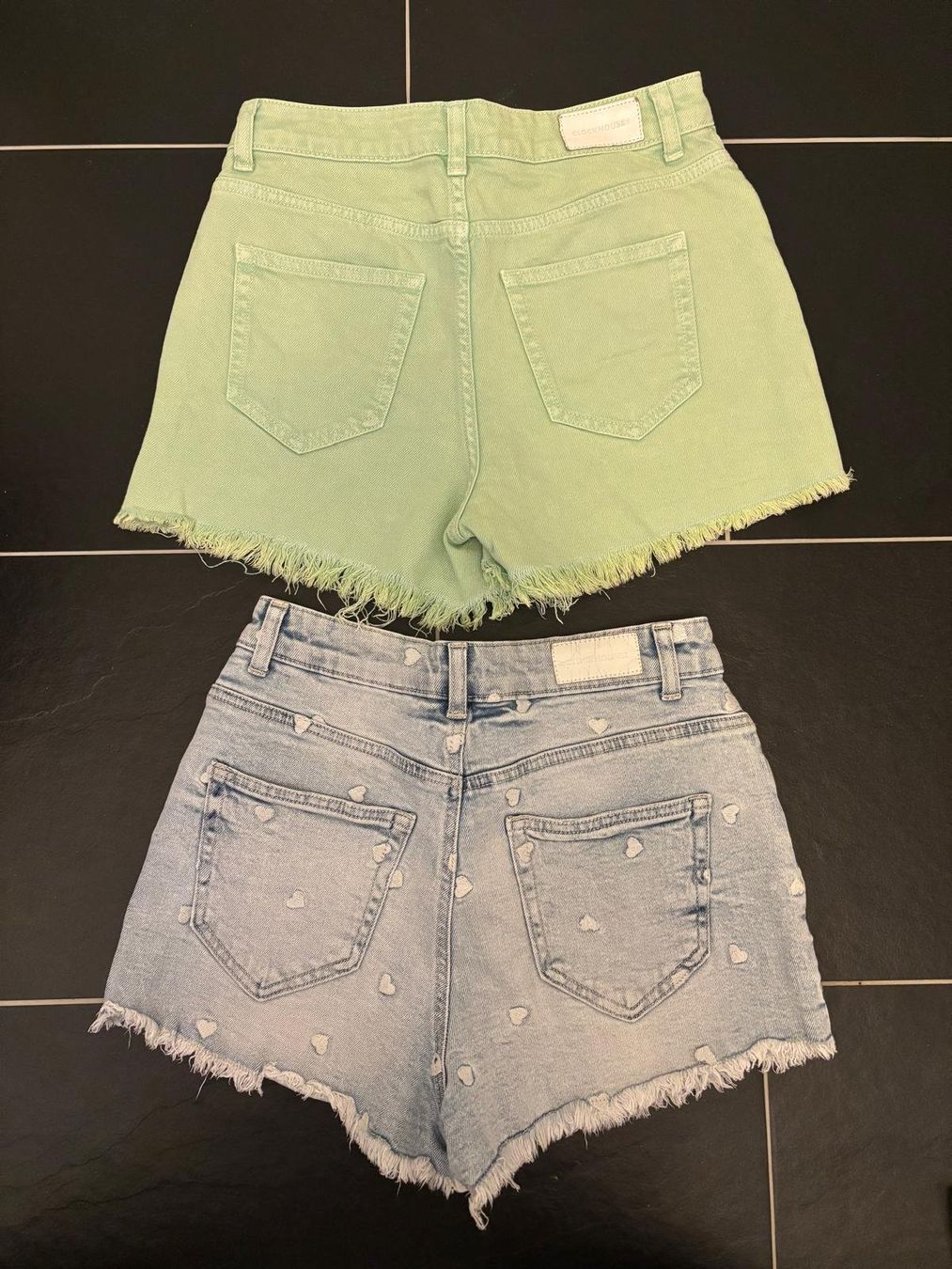 Pantaloni: 2 Jeans-Shorts Grösse 36 – Usato da Niederlenz venduto da nad_7g5w 1