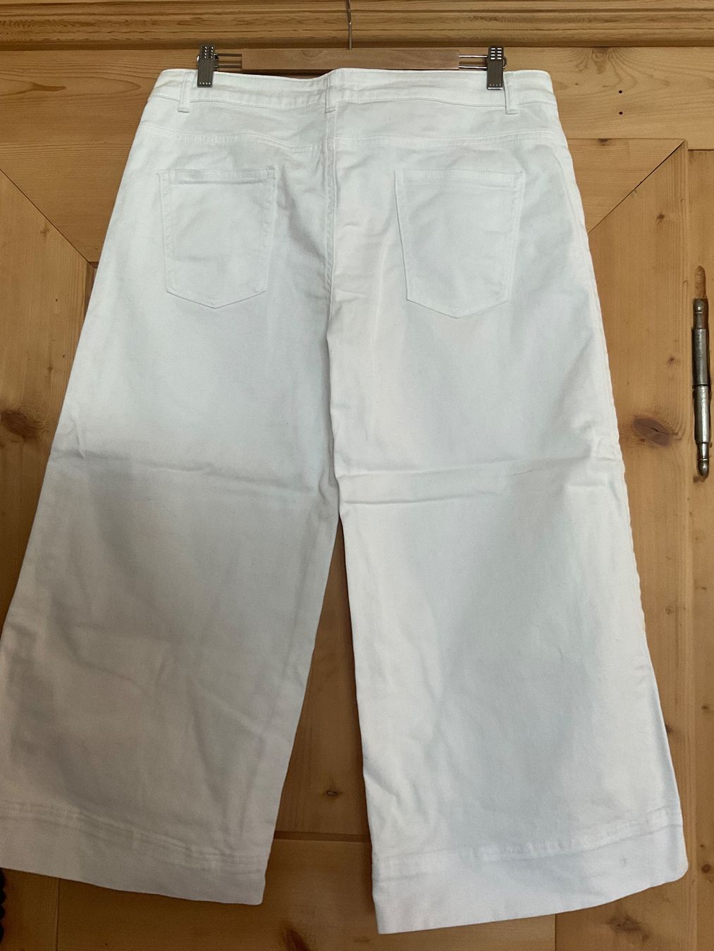 Jeans: WEISSE JEANS VON AUST GRÖSSE XL – Usato da Scuol venduto da Lotus2020 1
