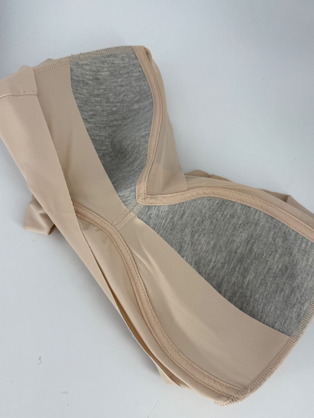 Altra biancheria intima: BH/ Top Gr. L/ XL – Nuovo (secondo la descrizione) da Auenstein venduto da moin. 3