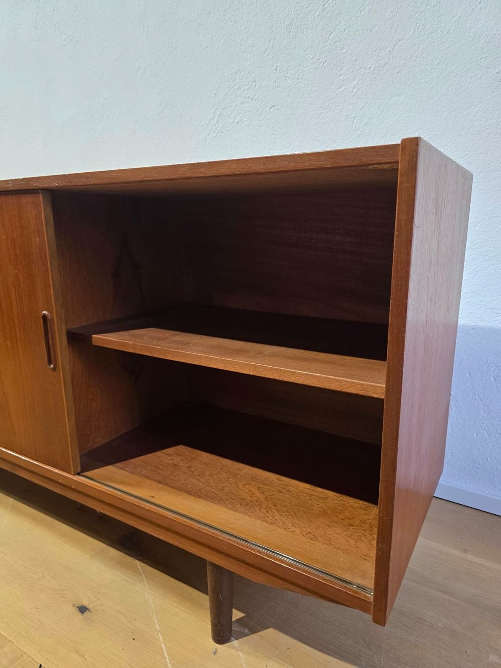 Cassettiere: Mid Century Teak Sideboard – Usato da Glarus venduto da Toni-Glarus 8