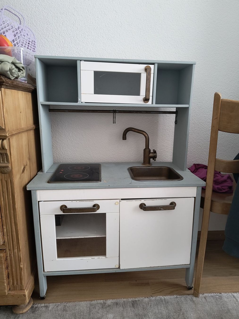 Ikea Giocattoli: IKEA Holzspielküche – Usato da Schliern b. Köniz venduto da yalls
