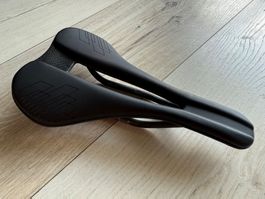 Carbon Velosattel 240x140 105g
