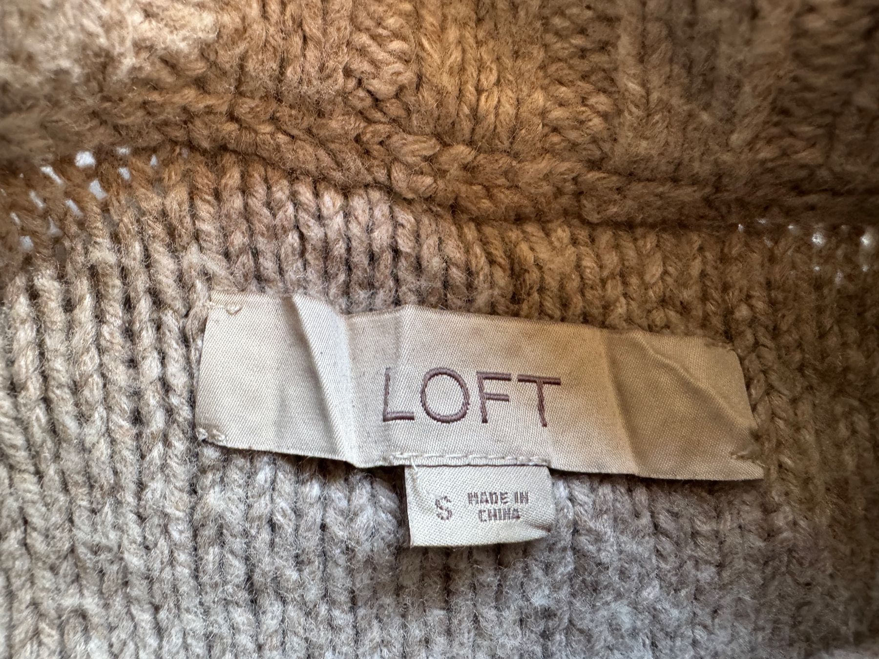 Maglioni & Felpe: LOFT pullover cable knit Women Sz S – Usato da Neuchâtel venduto da _Easy_to_Find_ 1