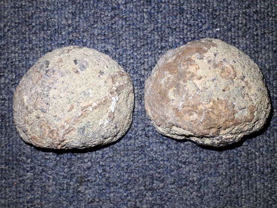 Minerali & Pietre curative: Achat Paar 10cm DM blaue Geoden – Usato da Pfäffikon ZH venduto da mrstone 1