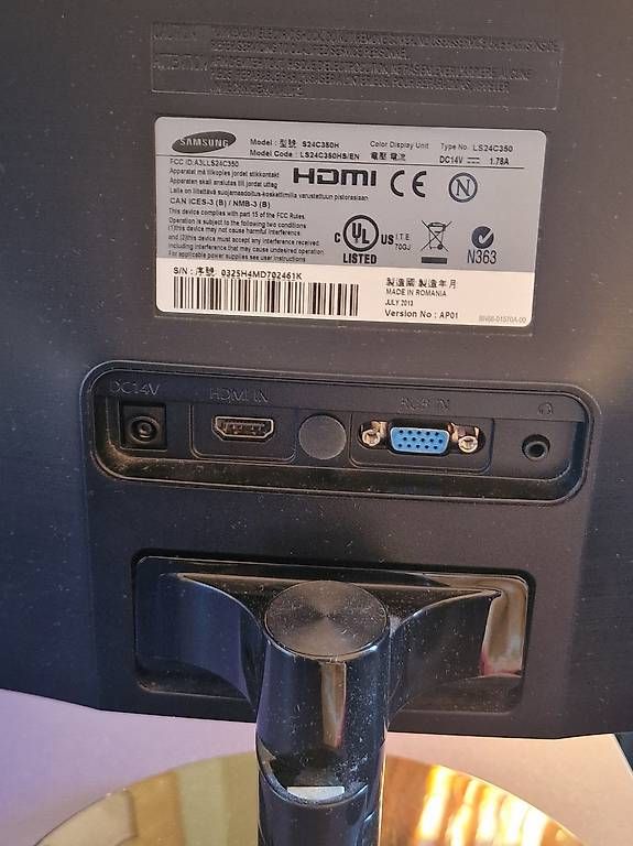Samsung Monitor: Écran Samsung 24" Full HD  S24C350H – Usato da Lausanne venduto da Arcorry 2