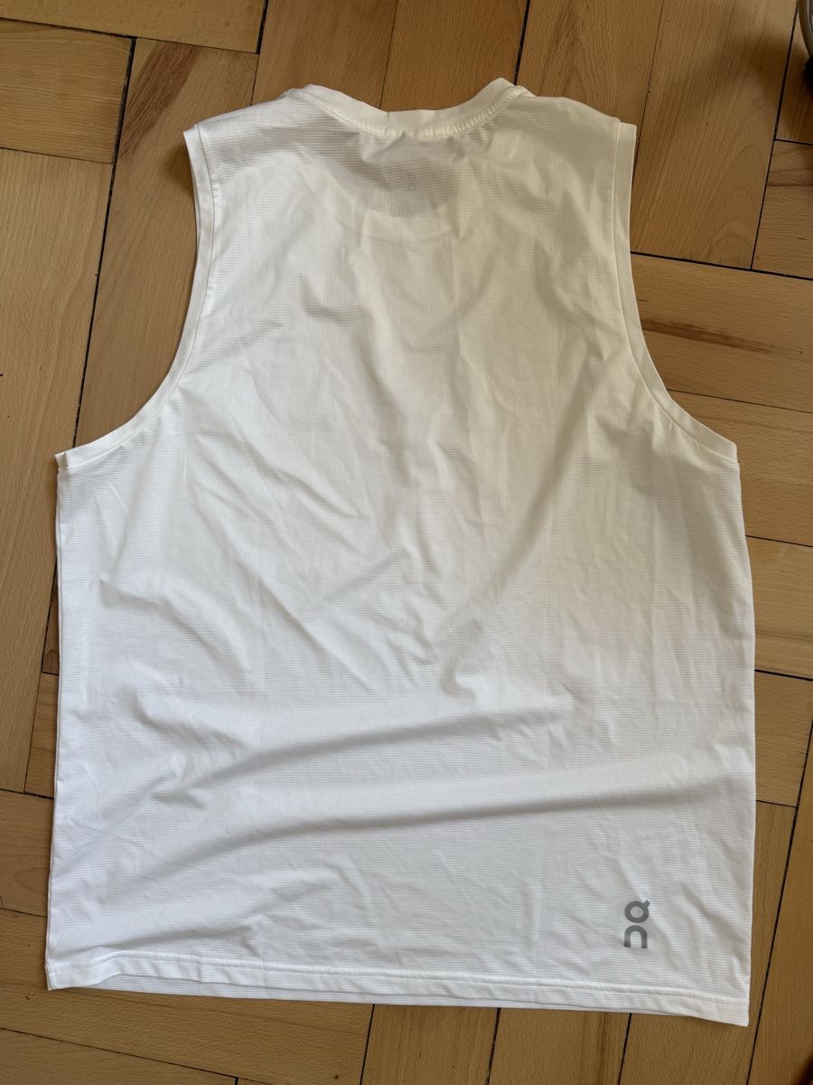 T-Shirts: On Tank Top weiss – Gebraucht aus Bern von Laufsport3000 2