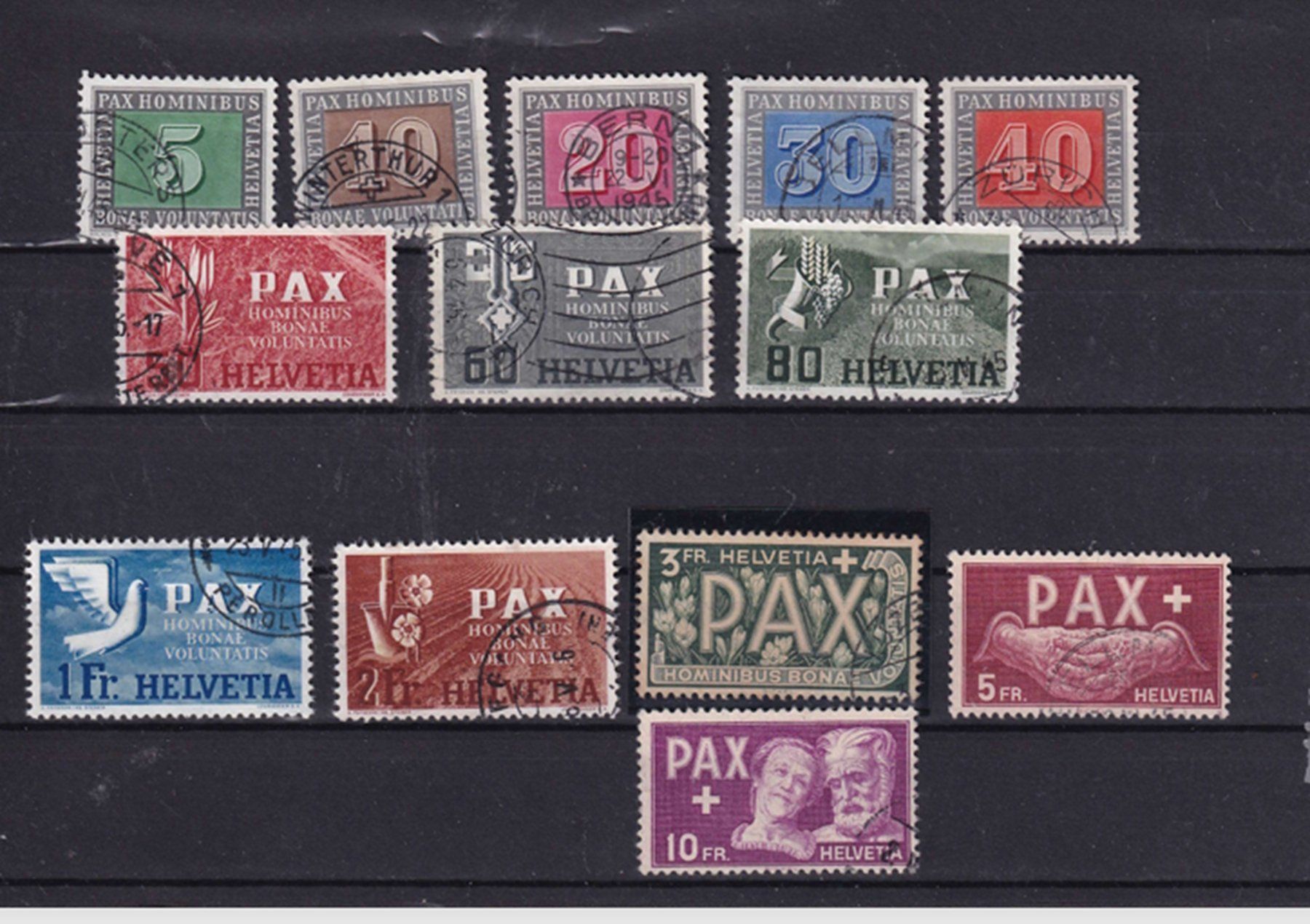 Tous les timbres: Série Pax oblitérée – D'occasion à Grandson par Rogneux