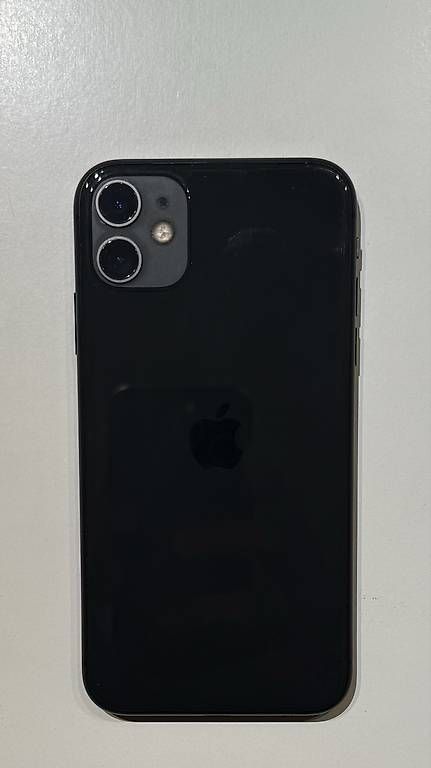Portables: iPhone 11 – D'occasion à Luzern par mus_clb7 1