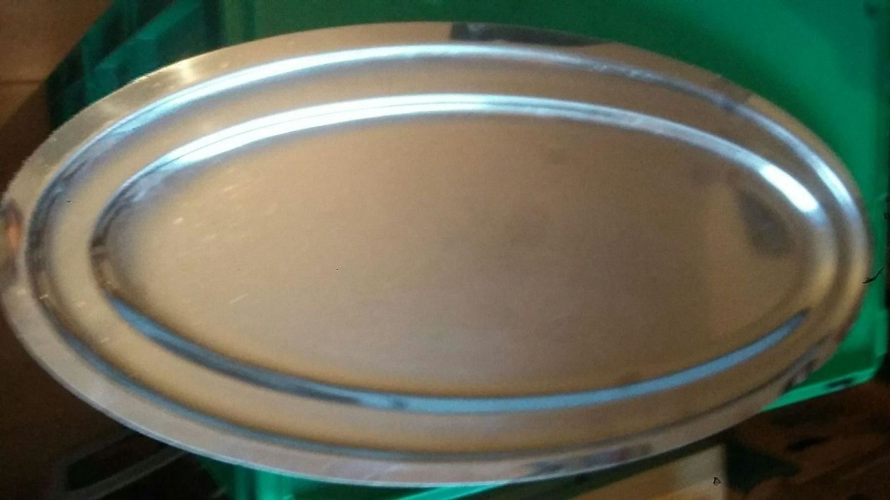 Piatti di portata: 1 plat inox???(Occasion) – Usato da Miecourt venduto da Marly1 1