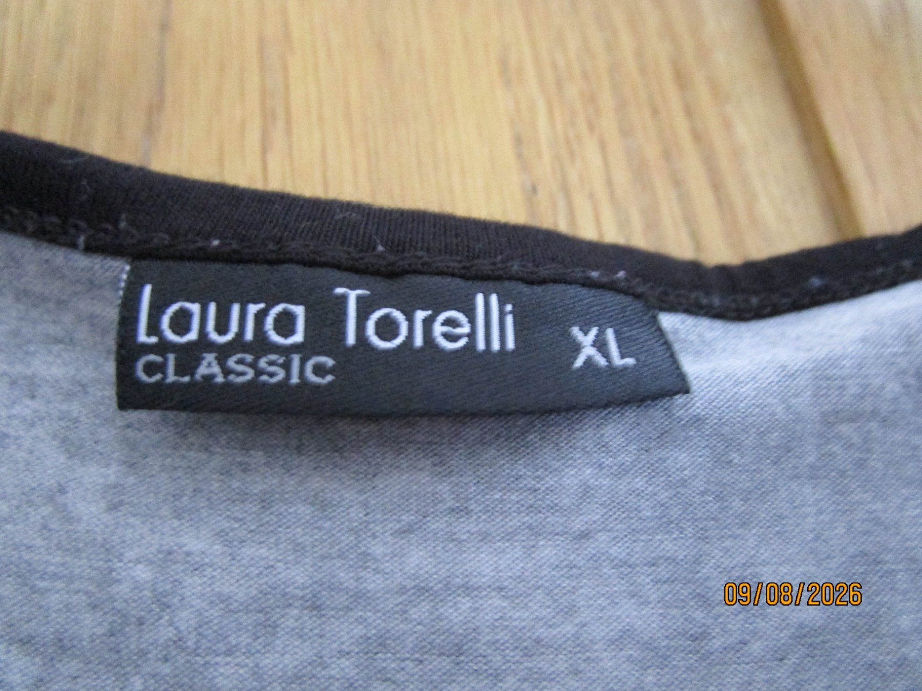 T-shirts: 2 Shirts – D'occasion à Birmenstorf AG par Edelweiss25 4