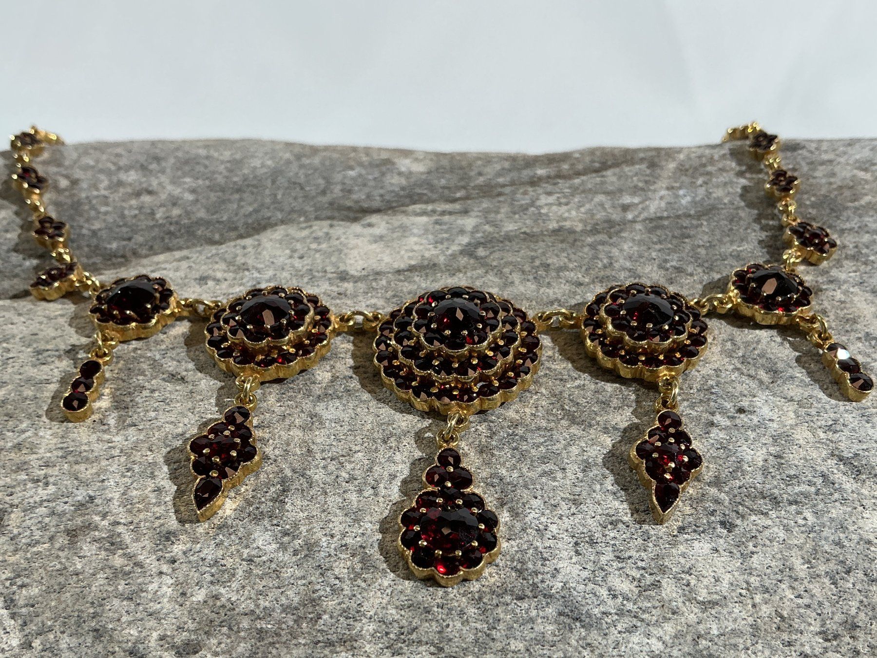 Anelli: BÖHMISCHER GRANATSCHMUCK Halskette und Ring – Nuovo (secondo la descrizione) da Richterswil venduto da Restwert_Richterswil 4