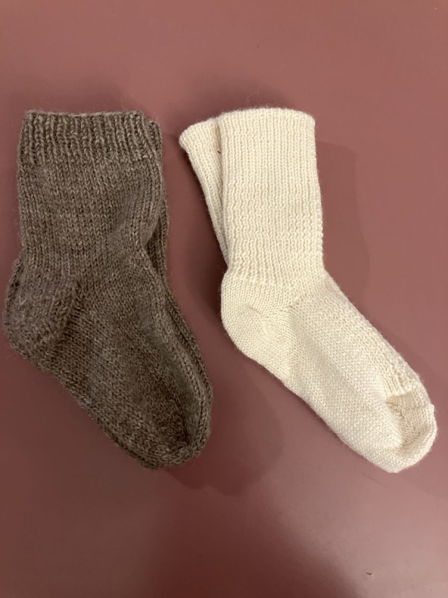Calze per bambini: Socken Wolle, Grösse 22-24 – Usato da Winterthur venduto da hirschgeweih