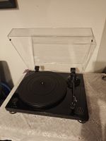 Plattenspieler Audio Technica AT-LPW50PM mit AT-VM520xEB