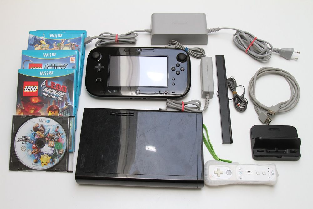 Nintendo Wii U Konsole mit Spielen Kaufen auf Ricardo