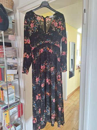 Red Valentino Maxi-Seidenkleid m/floralem Muster, IT42