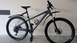Specialized-Mountainbike für Jungs