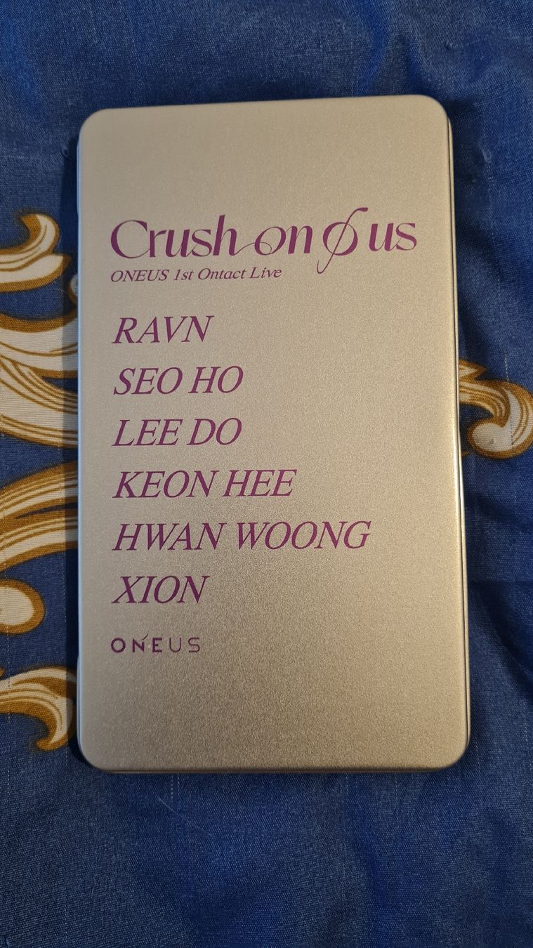 Album: Oneus Crush On Us Special Set – Nuovo e nell'imballaggio originale da Rüti ZH venduto da Elisa133 1