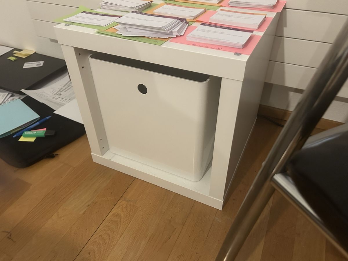 Scaffali: Kallax Würfel mit Box – Usato da Allschwil venduto da selake990673