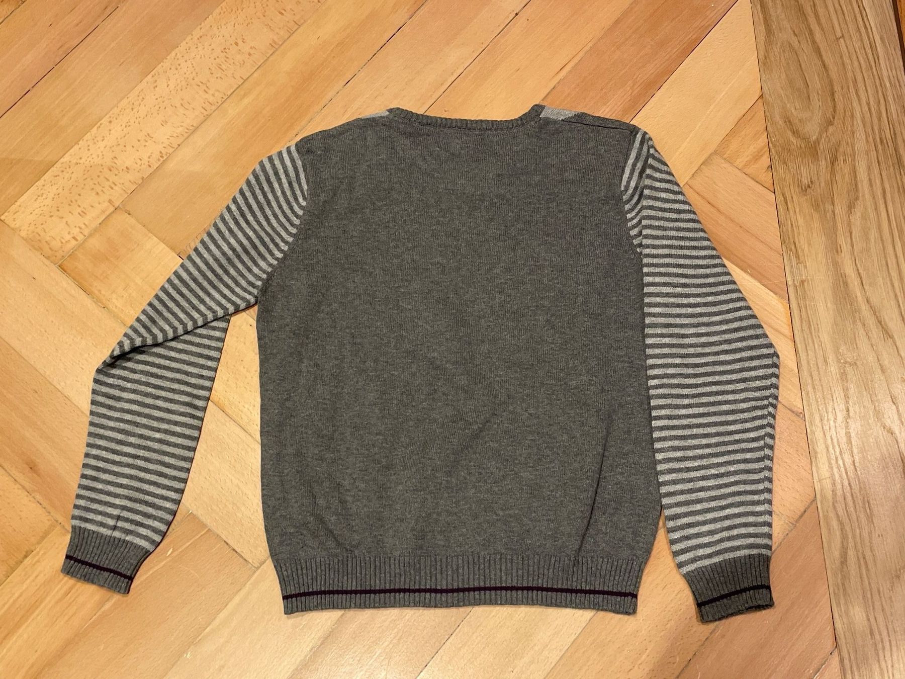 Pullover & Sweatshirts: NUKUTAVAKE Pullover Gr. 168 / 14 Jahre – Gebraucht aus Frasnacht von GracyStore 2