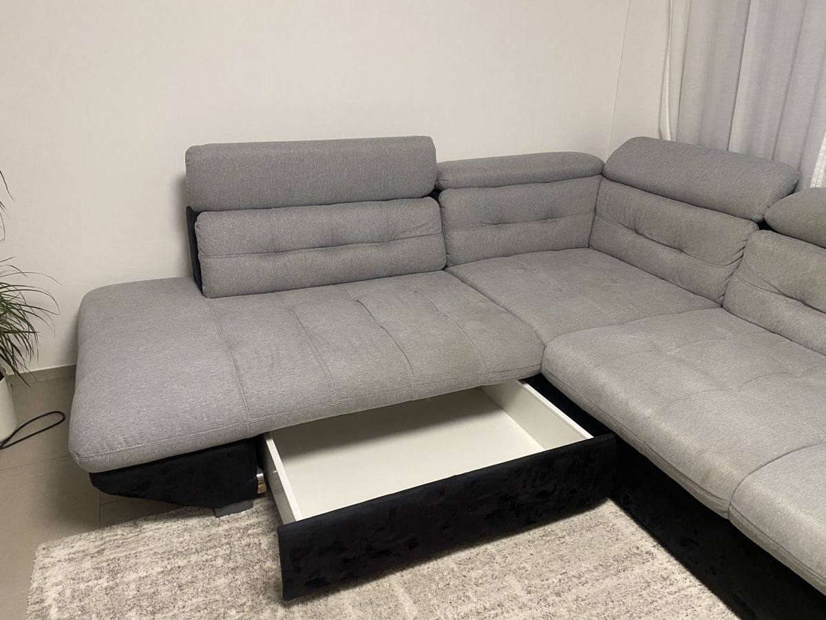 Sofas: Sofa mit Schlaffunktion – Gebraucht aus Bremgarten AG von Selina120 1