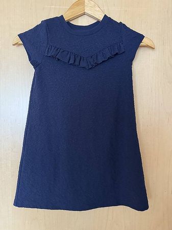 Kleider 110 / 116 Set 5 Stück Kleid