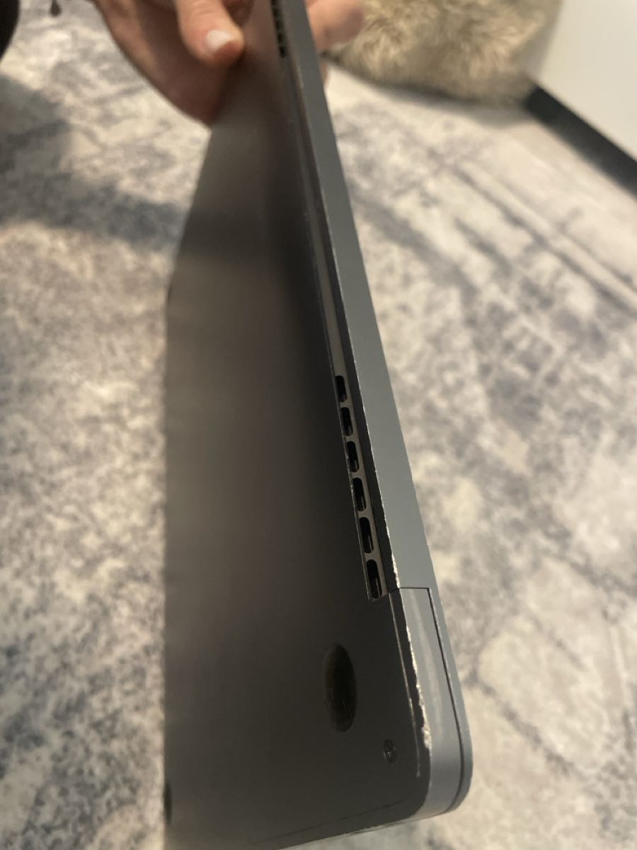 Apple Notebooks: MacBook Pro in Silber, 13 Zoll – Gebraucht aus Bubendorf von ale_6fxg 6
