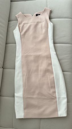 Schickes Sommerkleid von 4F Gr. 36 - Elegant & Bequem!