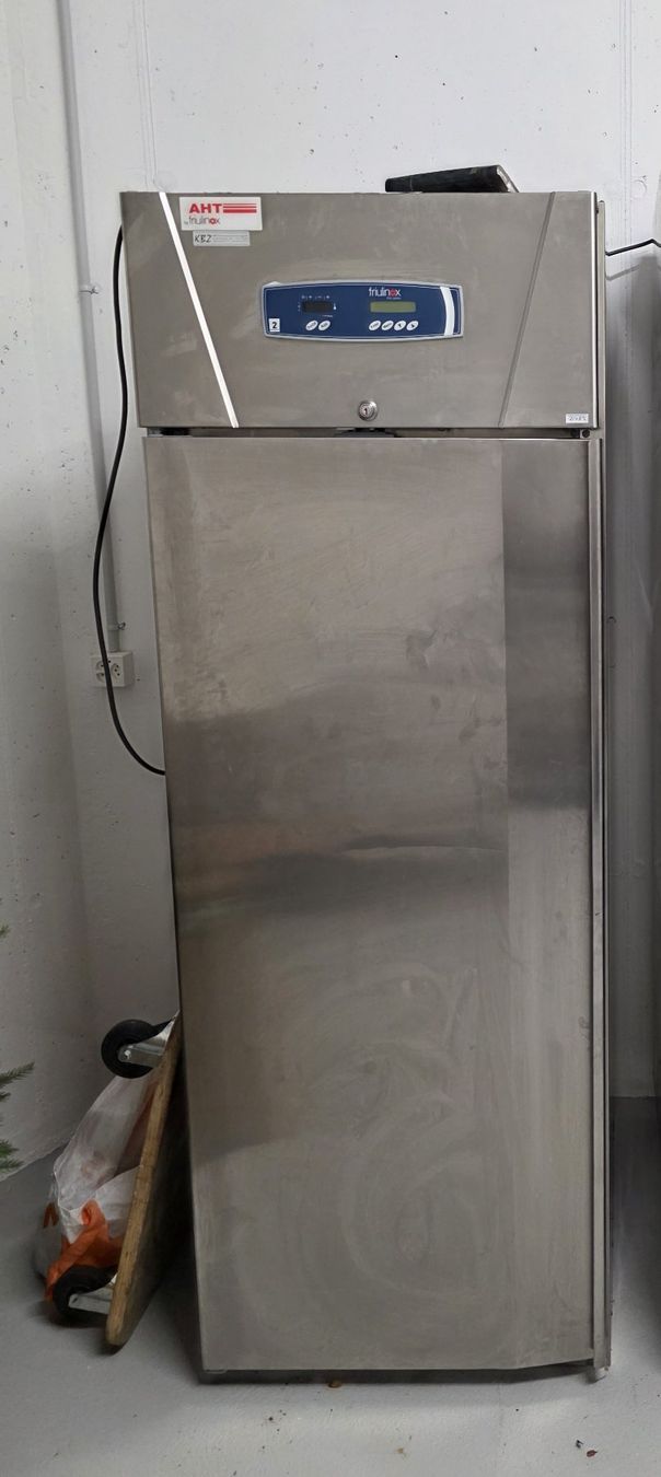 Frigoriferi: Friulinox Kühlschrank EVO 2+AR-7 – Usato da Effretikon venduto da abe_7b2k