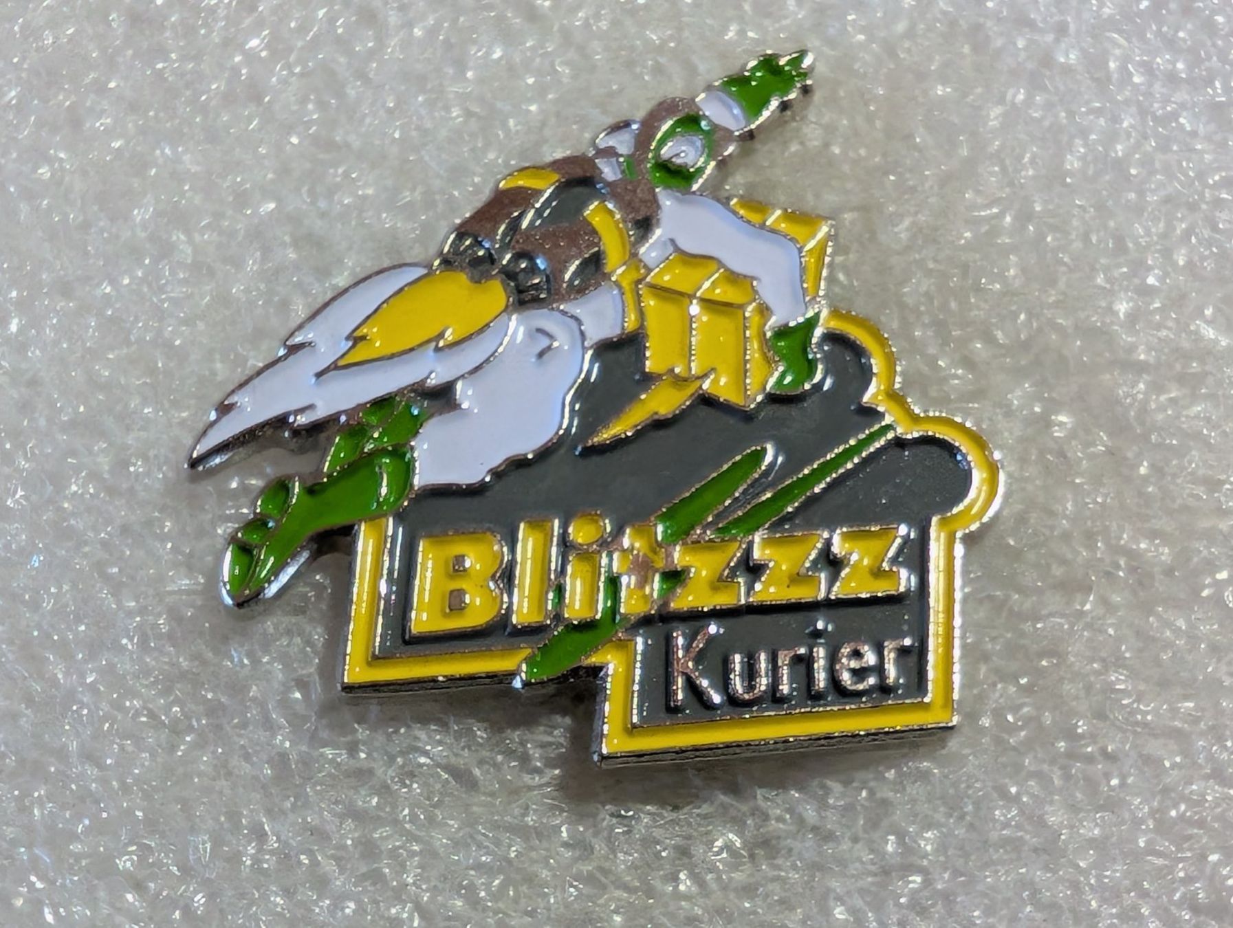 Placchette & Badge: Ansteckpin 110: Blitzzz Kurier – Usato da Oppligen venduto da Pin-Fall-Shop