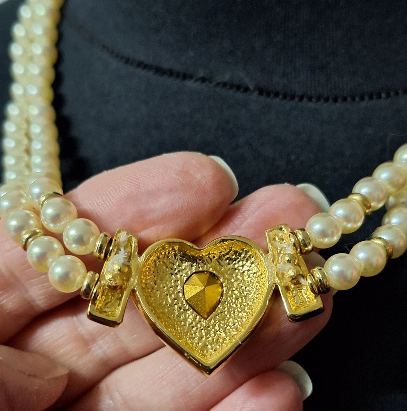Catenine: Modeschmuck Perlenkette mit Strassherz / goldfarben – Usato da Muri AG venduto da Edlerweiss 4