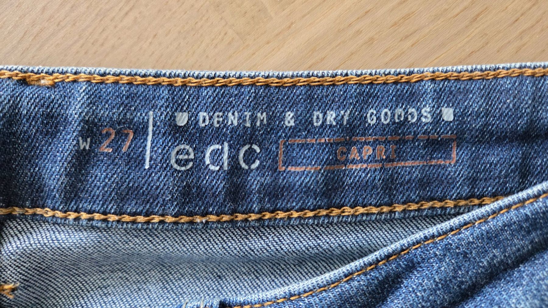 Esprit Jeans: 3/4 Jeans – Usato da Einsiedeln venduto da kiphrajaya 2