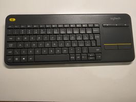 Logitech K400 Plus Wireless Touch Keyboard