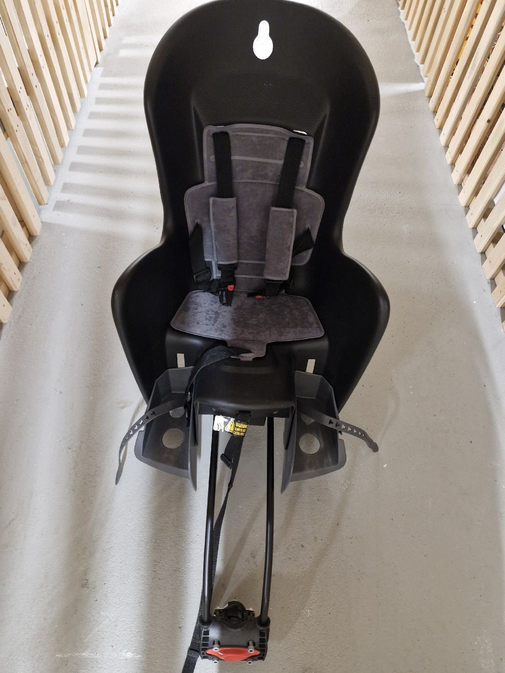 Seggiolini per auto: fahrrad sitz hinten super Zustand – Usato da Bad Zurzach venduto da mat_67km 2