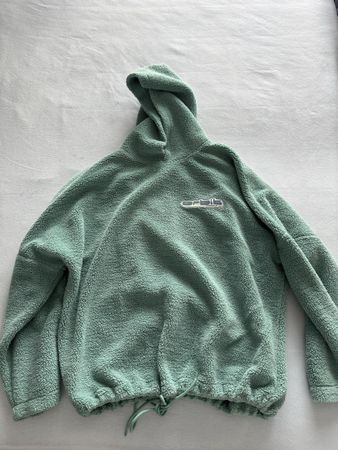 Peso Pullover (M) in perfektem Zustand.