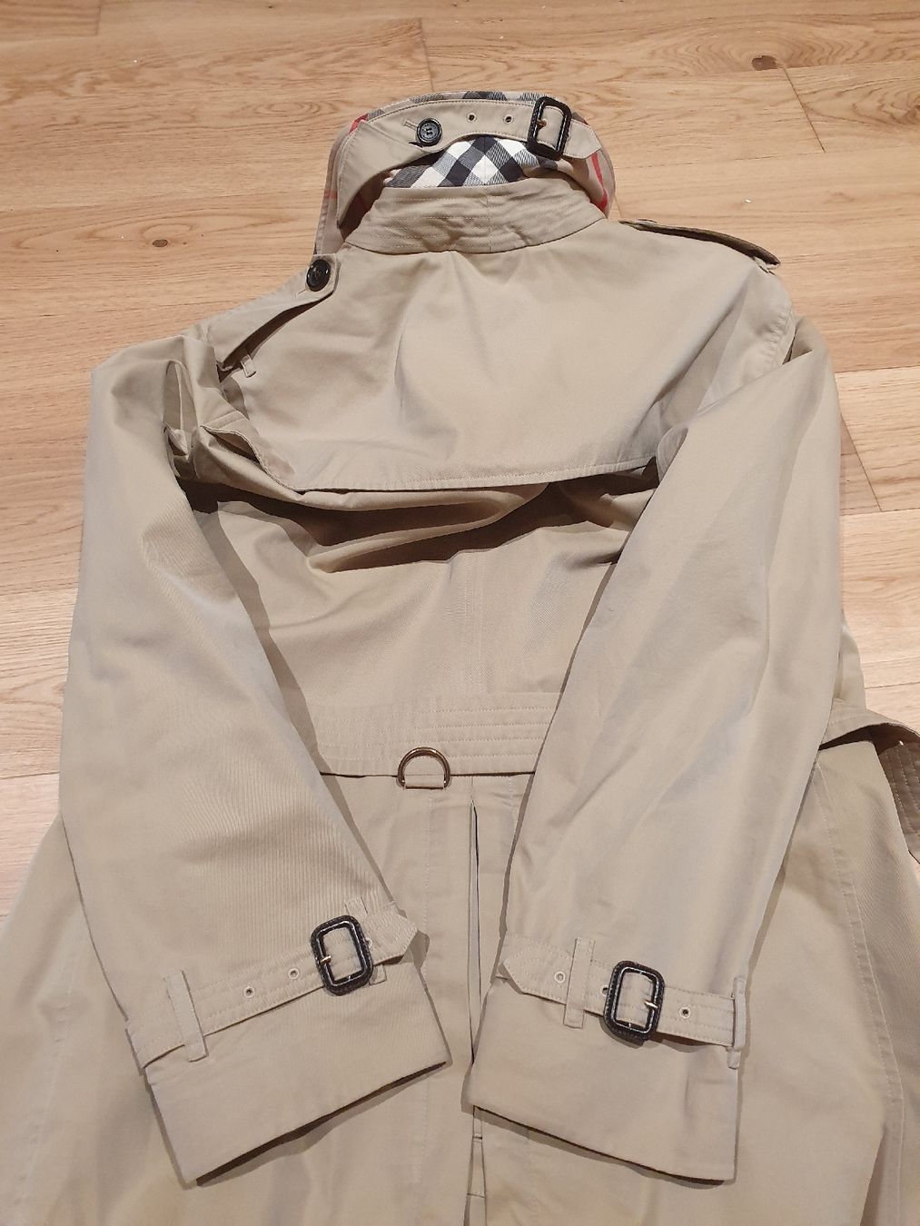 Burberry Manteaux: Burberry, Trenchcoat, Mantel, M – D'occasion à Winterthur par Sjull 7