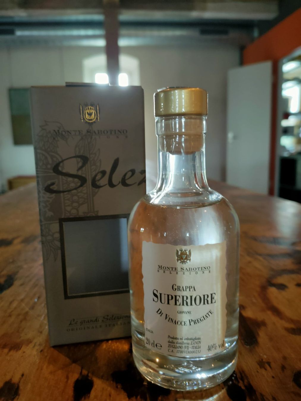 Bevande alcoliche: Zanin Grappa Genesi Superiore klar 40% 20cl – Nuovo e nell'imballaggio originale da Aarwangen venduto da Muellerli76