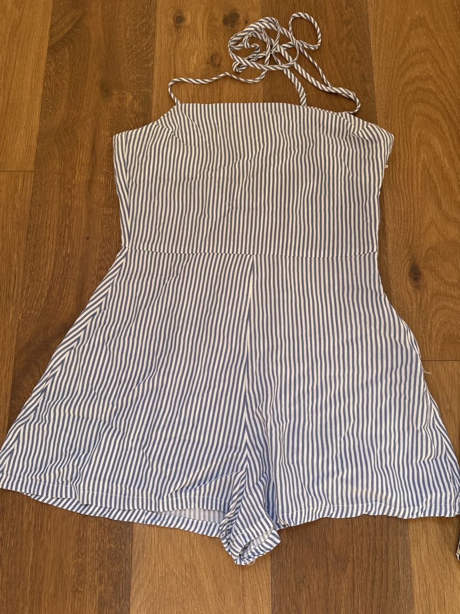 Tute: Sommerlicher Playsuit mit verschiedenen Mustern – Usato da Liestal venduto da ell_6xc7 1