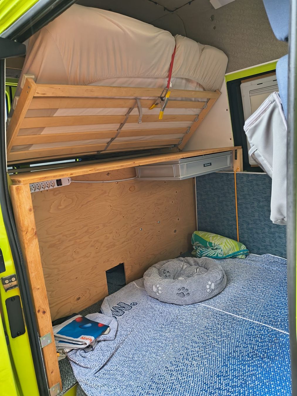 Renault Veicoli da campeggio: camper traffic 4x4 – Usato da Fischenthal venduto da hex_trt2 5