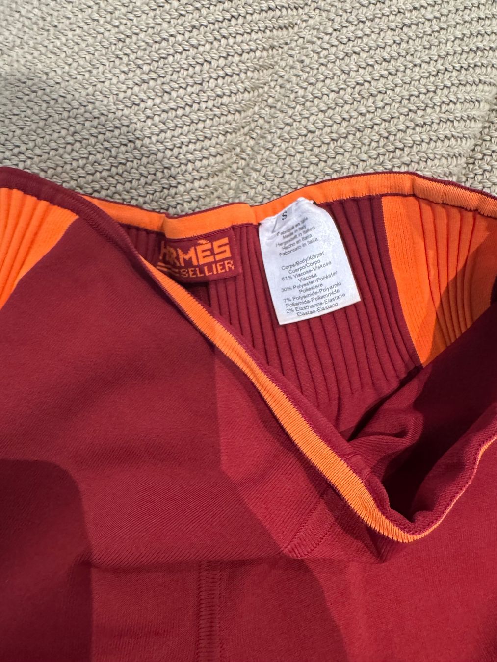 Hermès Kleiderpakete: HERMES TOP & 2 x LEGGINGS – Gebraucht aus Schwyz von bofb 8