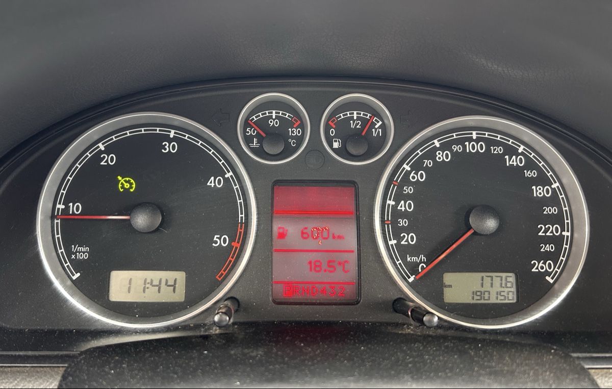 VW Automobili: VW Passat Variant 1.9L TDI – Usato da Vevey venduto da mar_mc29 8