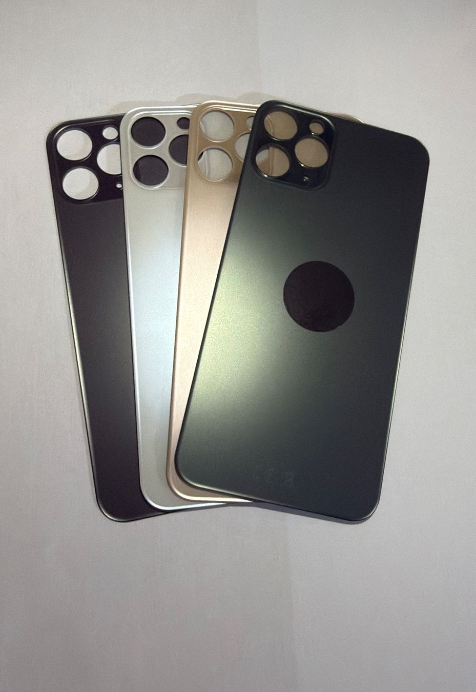 Apple Cover & Protezioni schermo: Coque arrière Iphone 11 pro – Nuovo e nell'imballaggio originale da Leukerbad venduto da mig_8bbp