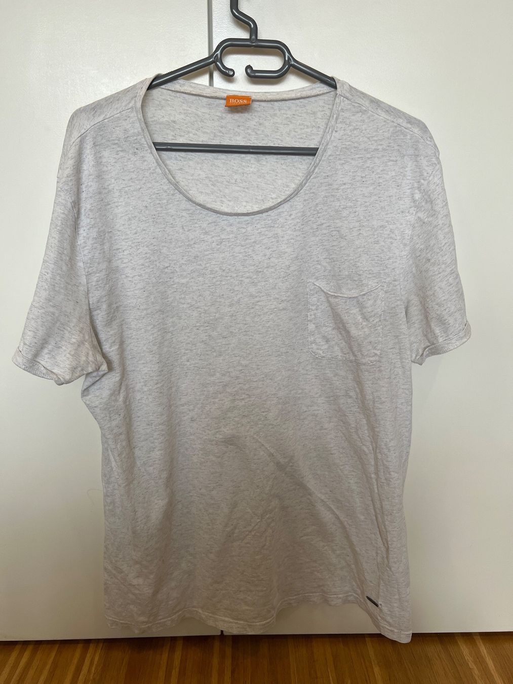 Hugo Boss T-shirt: Hugo Boss Herren T-Shirt – Usato da Menzingen venduto da Dali2504