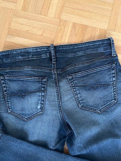 Diesel Jeans: "Diesel" Jeans Denim Gr. 29 = Gr. 37 – Nuovo (secondo la descrizione) da Walenstadt venduto da ricamul 6