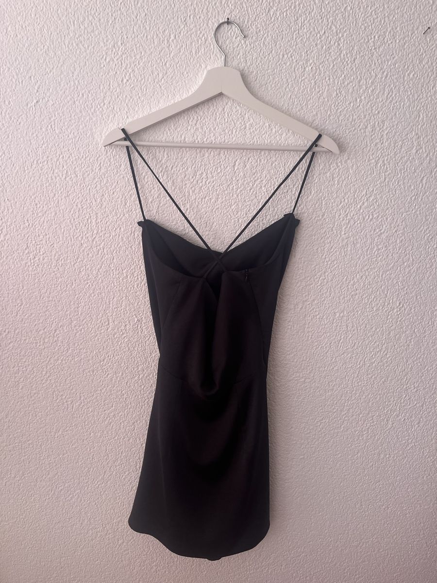 H&M Vestiti: schwarzes Sommerkleid  – Usato da Andwil SG venduto da sas_m9tn 1